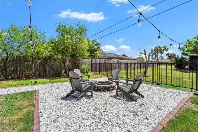 Picture of 1730 Englewood Ave, Lehigh Acres FL 33936