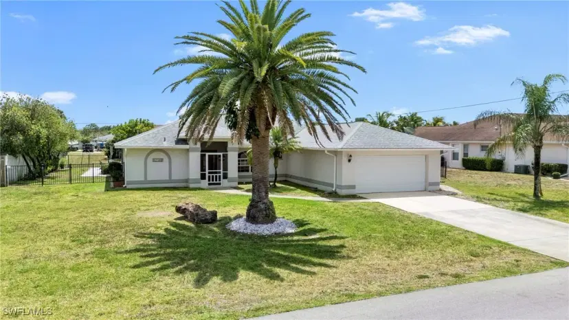 Picture of 1730 Englewood Ave, Lehigh Acres FL 33936