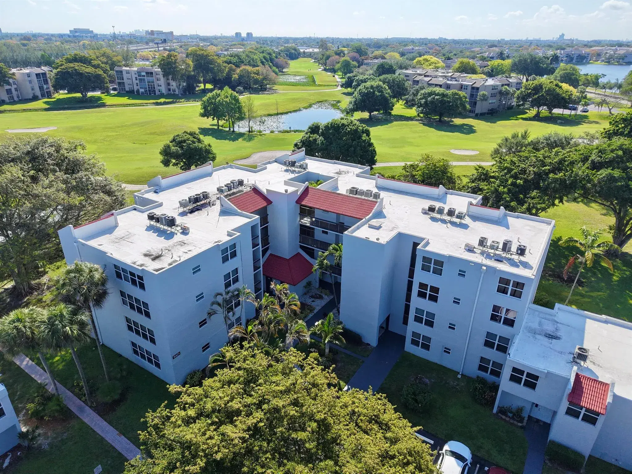 Picture of 9421 Evergreen Place 404, Davie, FL 33324