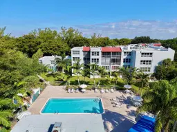 Picture of 9421 Evergreen Place 404, Davie, FL 33324