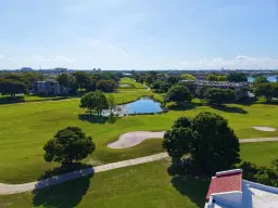 Picture of 9421 Evergreen Place 404, Davie, FL 33324