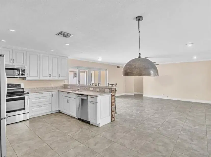 Picture of 504 SE 6Th Ave, Deerfield Beach FL 33441