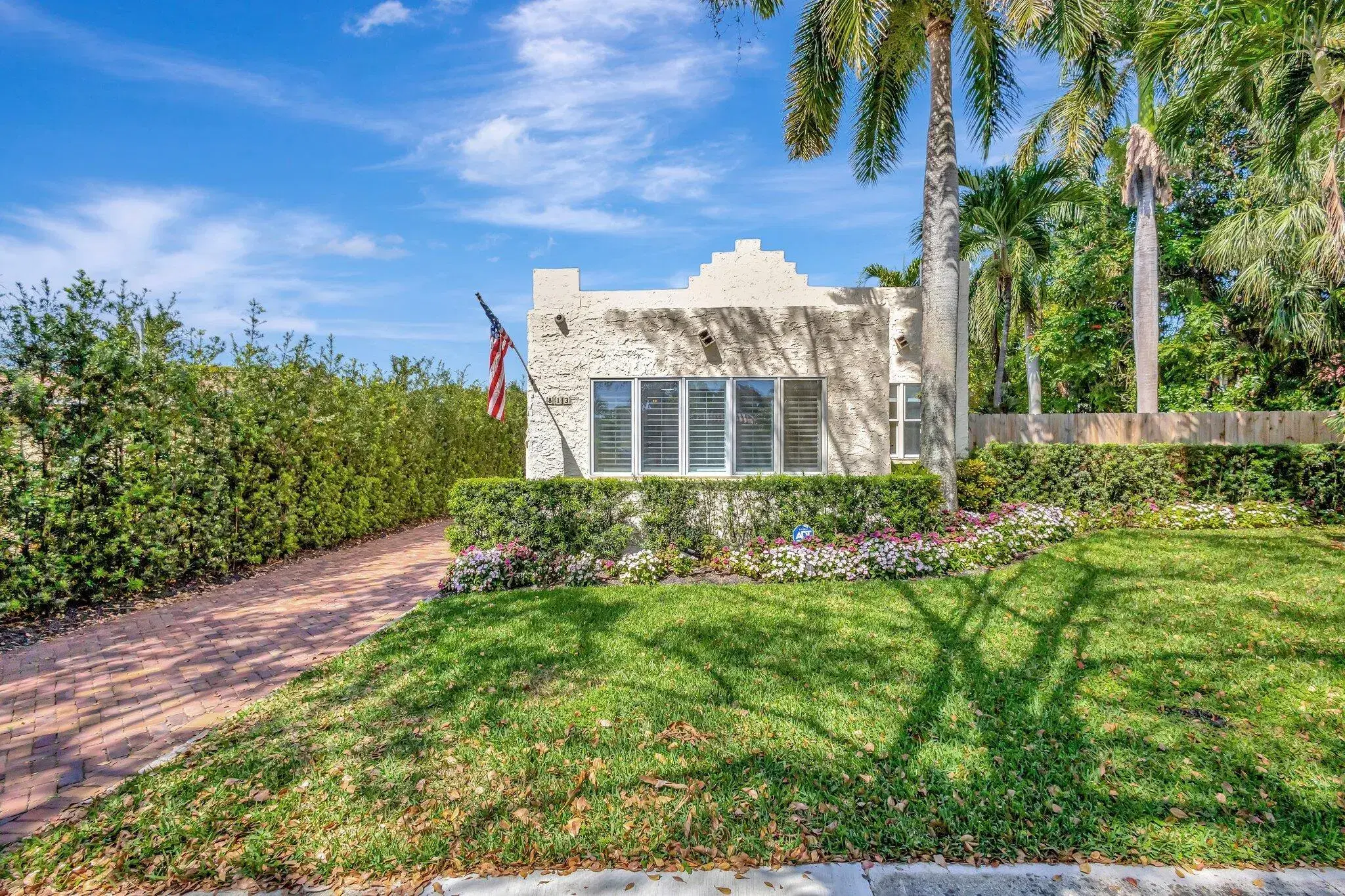 Picture of 813 Avon Road, West Palm Beach, FL 33401