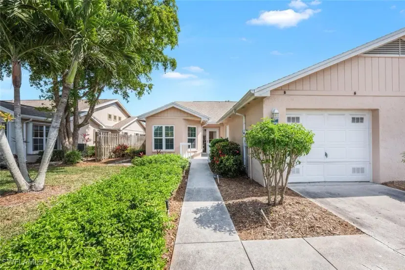 Picture of 2604 Sailors Way 120, Naples FL 34109