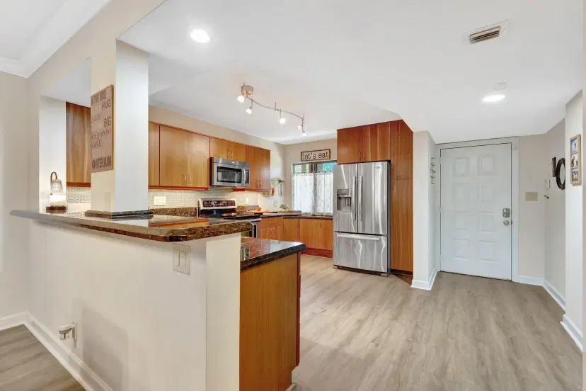 Picture of 2208 S Cypress Bend Drive 103, Pompano Beach FL 33069