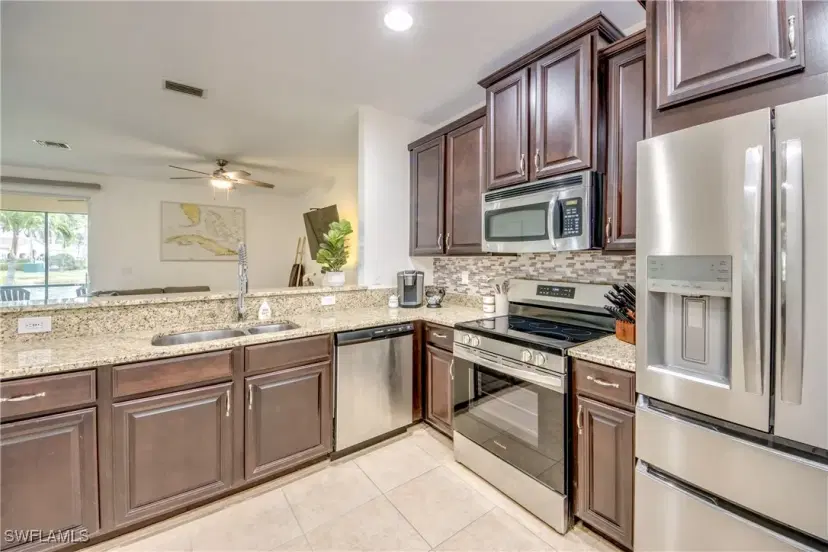 Picture of 3823 Clearbrook Ln, Fort Myers FL 33966