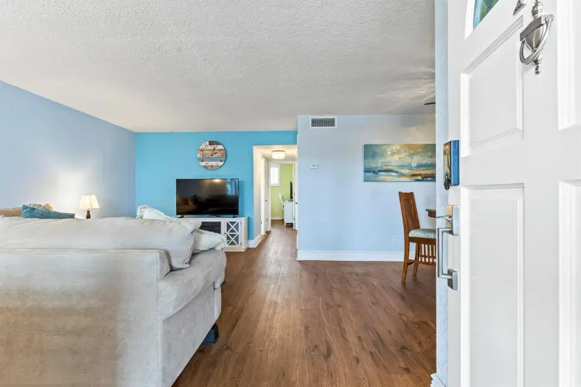 Picture of 109 Paradise Harbour Boulevard 202, North Palm Beach FL 33408