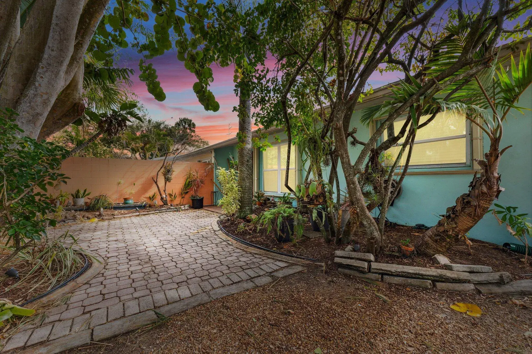 Picture of 20 SW Hideaway Place, Stuart, FL 34994