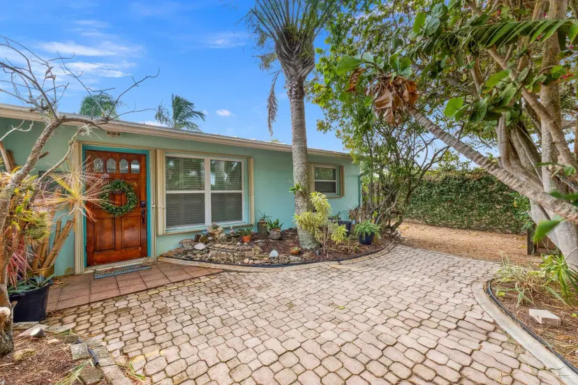 Picture of 20 SW Hideaway Place, Stuart FL 34994
