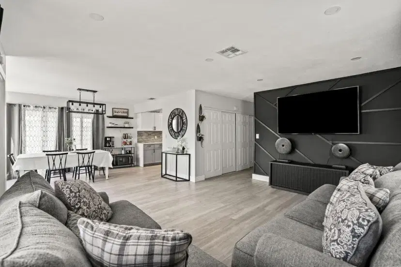 Picture of 4571 Weymouth Street, Lake Worth FL 33463