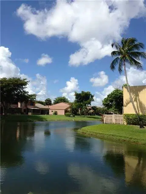 Picture of 9404 NW 39Th St 9404, Sunrise FL 33351