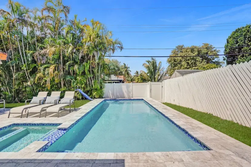 Picture of 1900 N 44Th Ave, Hollywood FL 33021
