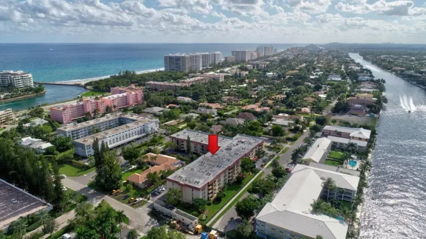 Picture of 1000 Spanish River Road 4V, Boca Raton FL 33432