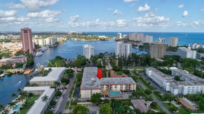 Picture of 1000 Spanish River Road 4V, Boca Raton FL 33432