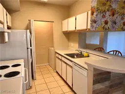 Picture of 6360 Aragon Way 105, Fort Myers, FL 33966