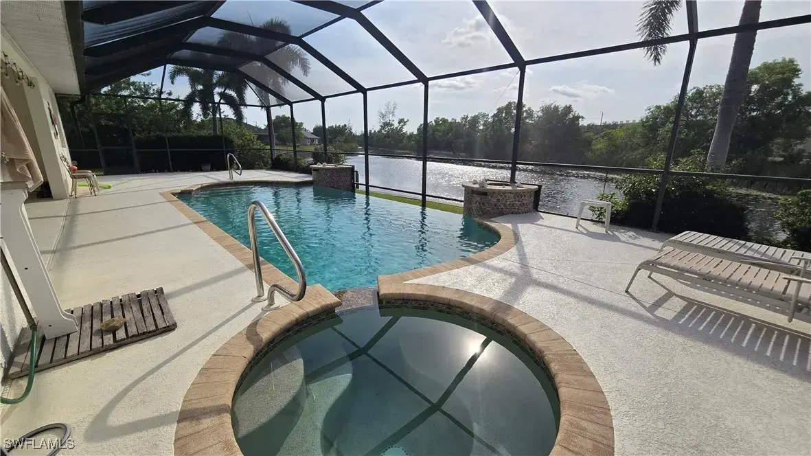 Picture of 1115 SW 5Th Ter, Cape Coral, FL 33991
