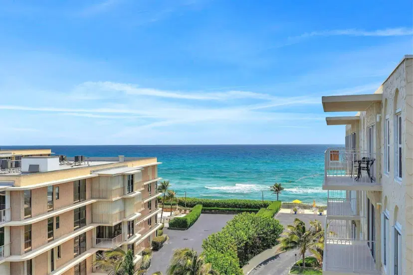 Picture of 3230 S Ocean Boulevard C605, Palm Beach FL 33480