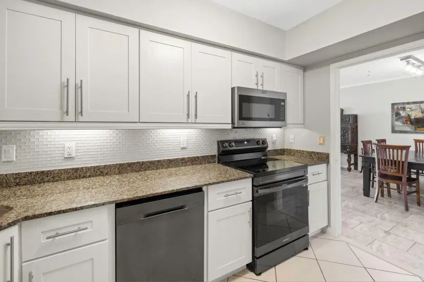 Picture of 3230 S Ocean Boulevard C605, Palm Beach FL 33480