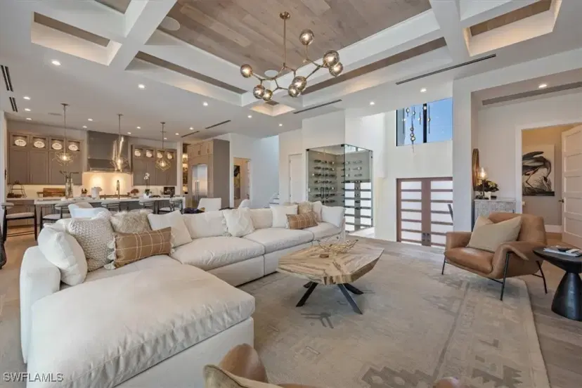 Picture of 241 Egret Ave, Naples FL 34108