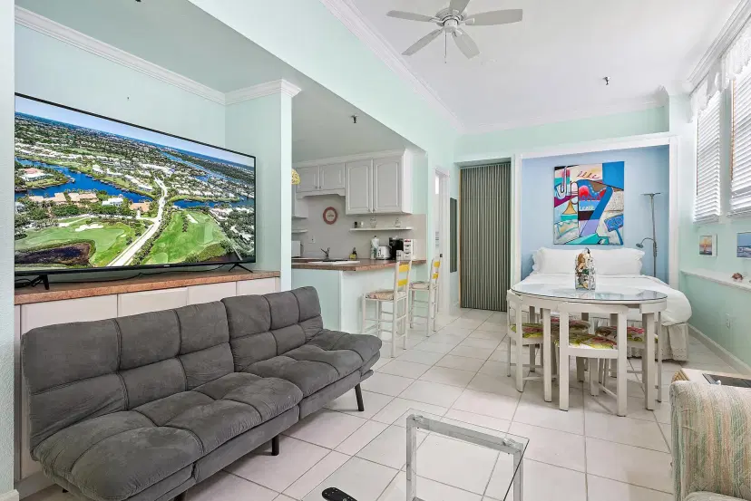Picture of 235 Sunrise Avenue 1051, Palm Beach FL 33480