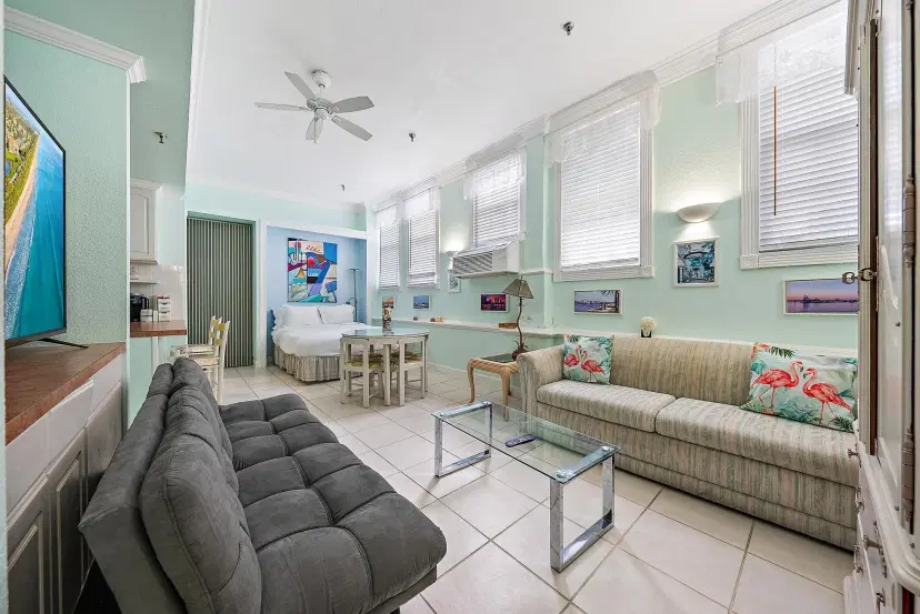 Picture of 235 Sunrise Avenue 1051, Palm Beach FL 33480