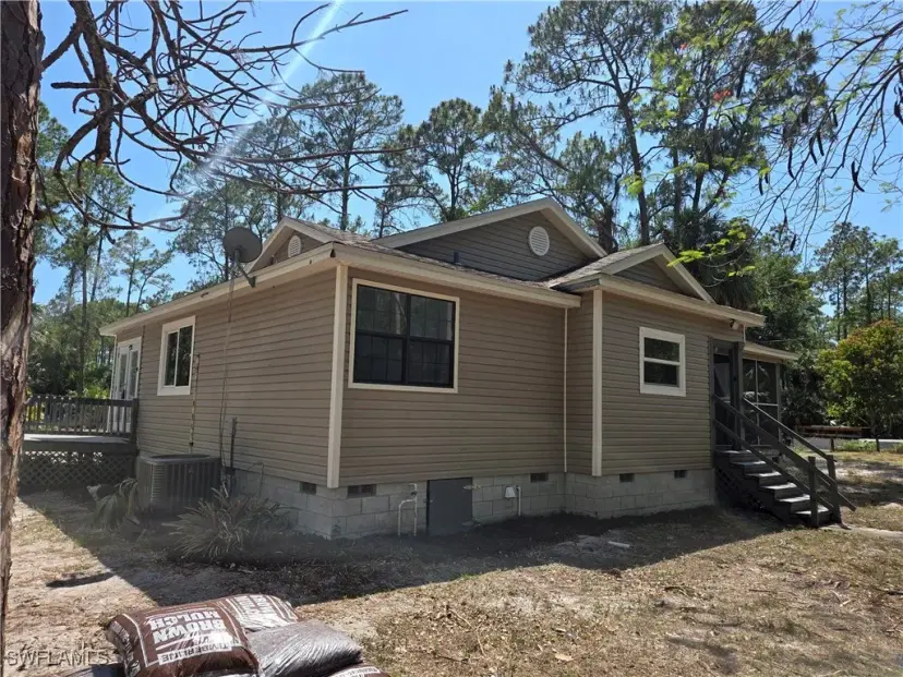 Picture of 440 20Th Ave Nw, Naples FL 34120