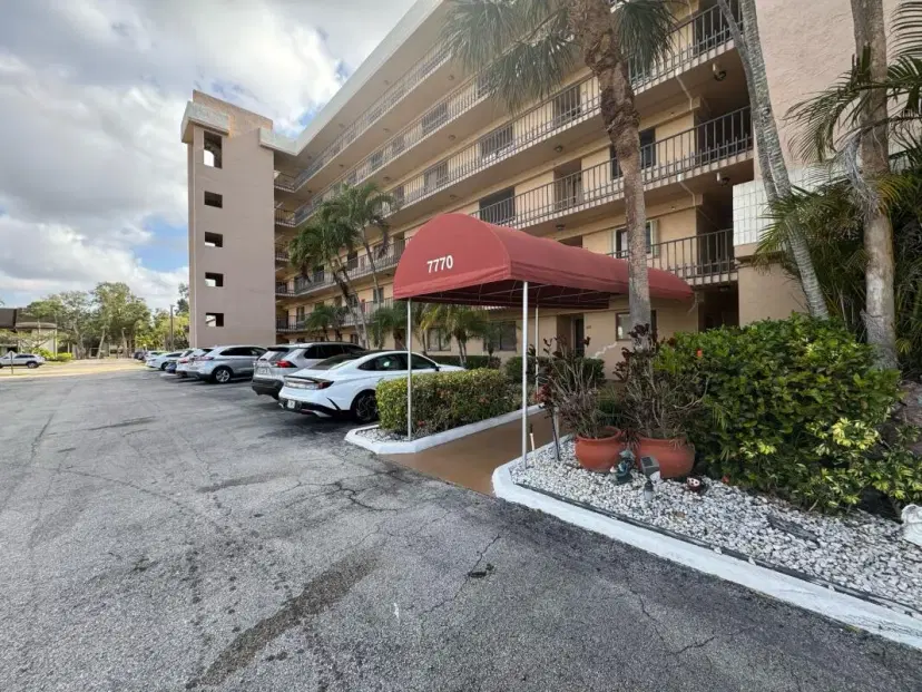 Picture of 7770 Tahiti Lane 501, Lake Worth FL 33467