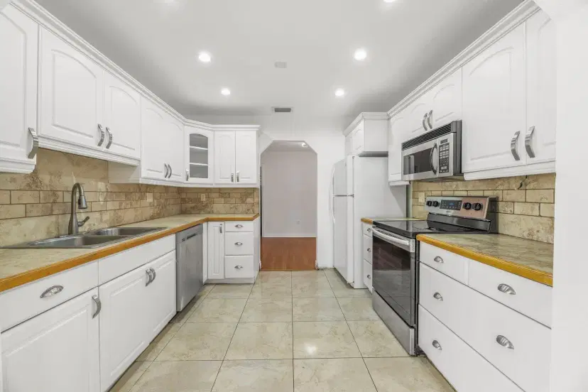 Picture of 2335 NW 81St Ave, Sunrise FL 33322