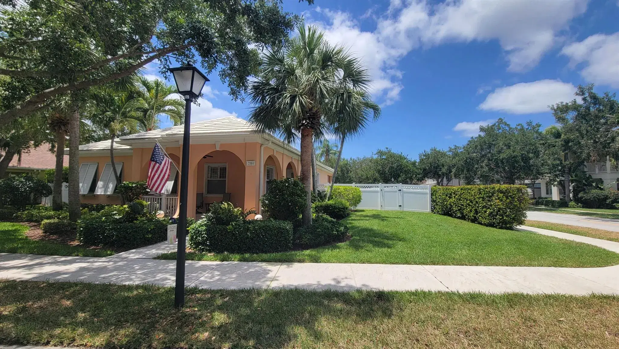 Picture of 2584 E Community Drive, Jupiter, FL 33458