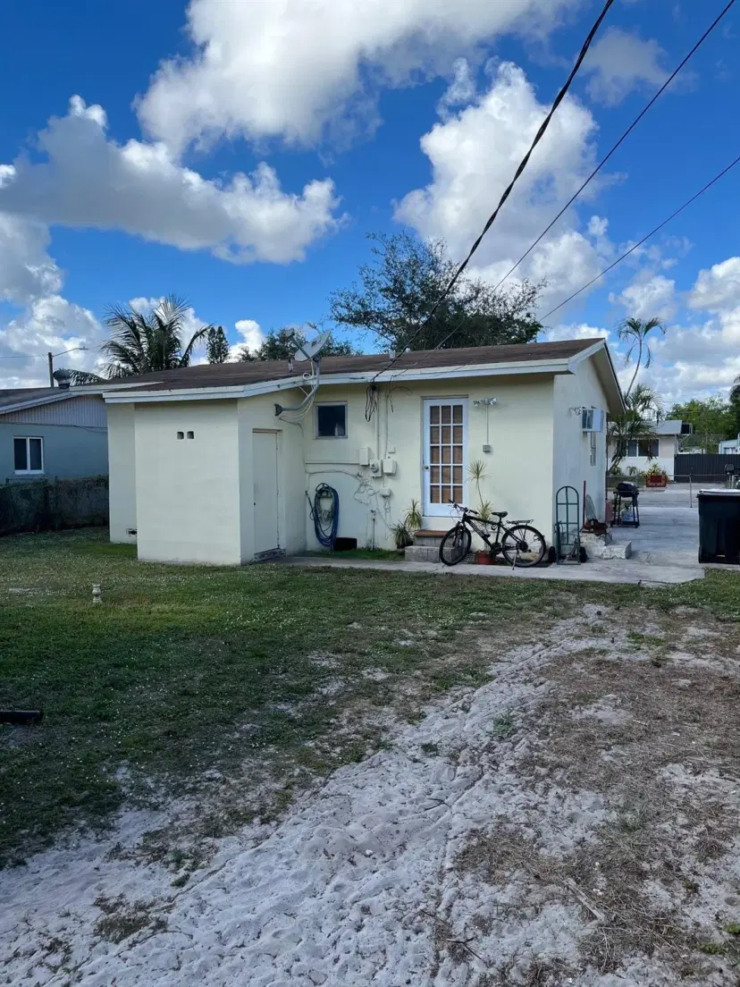 Picture of 6436 Meade St, Hollywood FL 33024