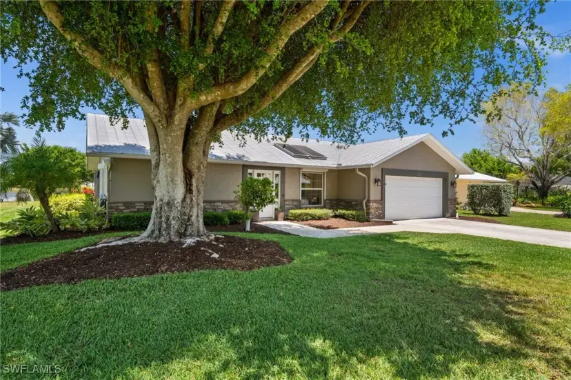 Picture of 9556 Litchfield Ln, Naples FL 34109