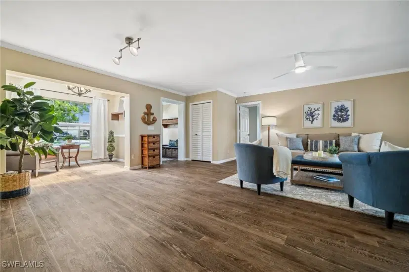 Picture of 9556 Litchfield Ln, Naples FL 34109