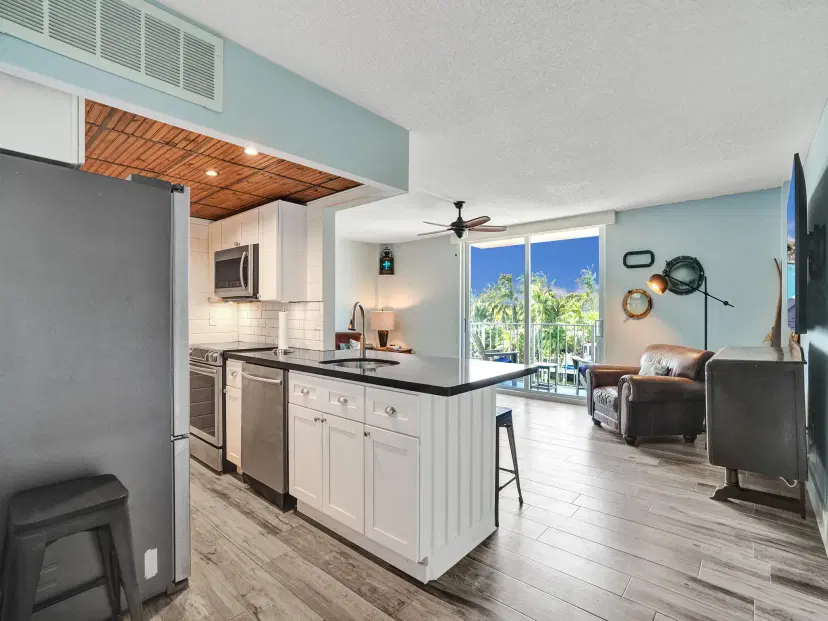 Picture of 1777 SE 15 Street 304, Fort Lauderdale FL 33316