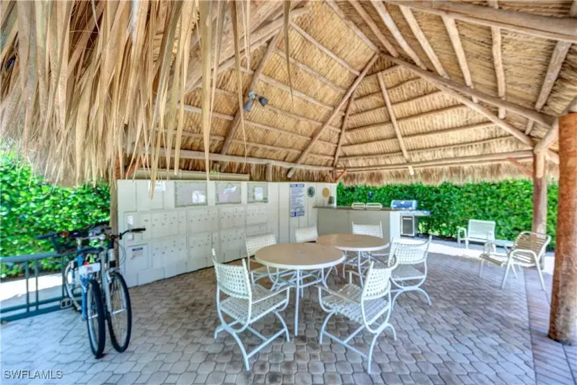 Picture of 3200 Binnacle Dr D1, Naples FL 34103