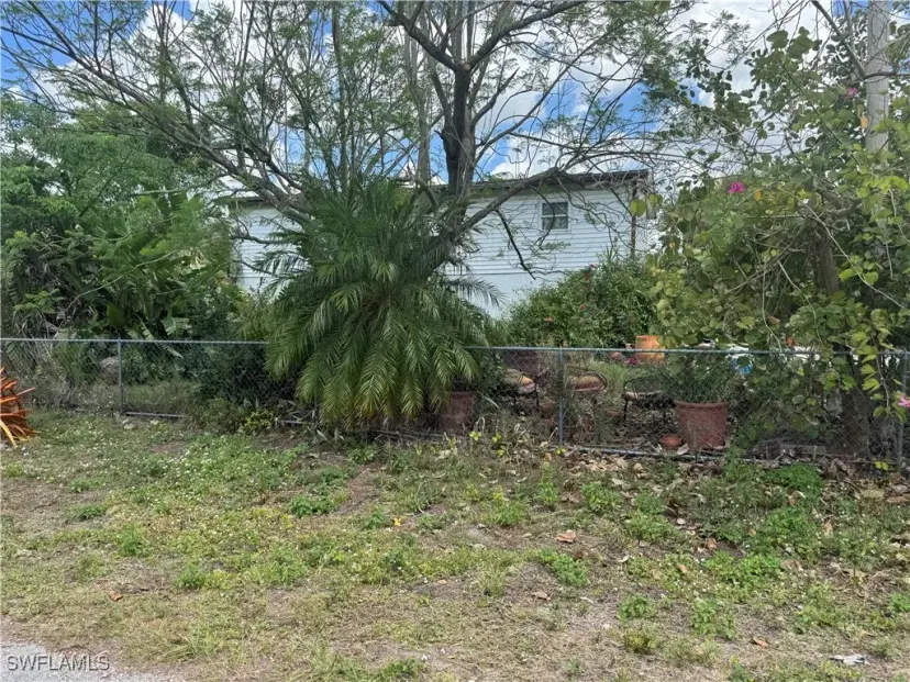 Picture of 2727 48Th St Sw, Lehigh Acres, FL 33976