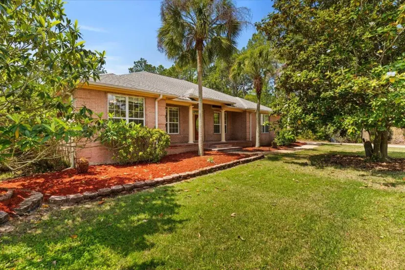Picture of 9601 Sunnybrook Drive, Navarre FL 32566