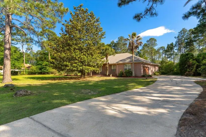 Picture of 9601 Sunnybrook Drive, Navarre FL 32566