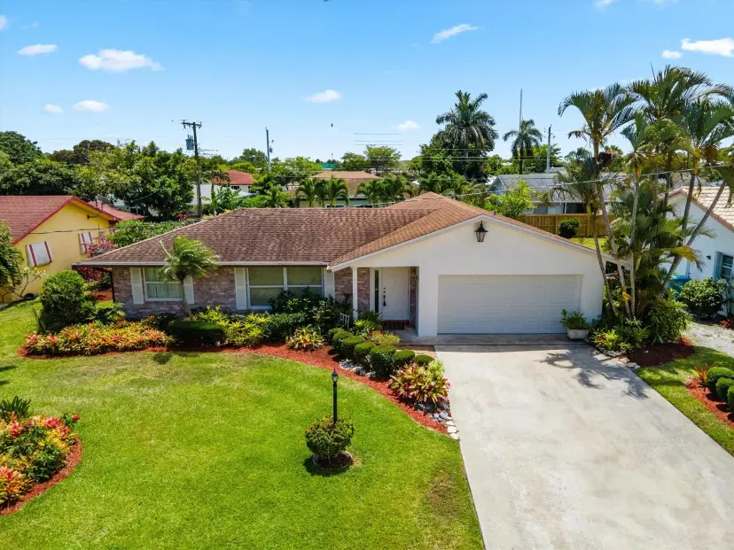 Picture of 1330 SW 27Th Place, Boynton Beach FL 33426