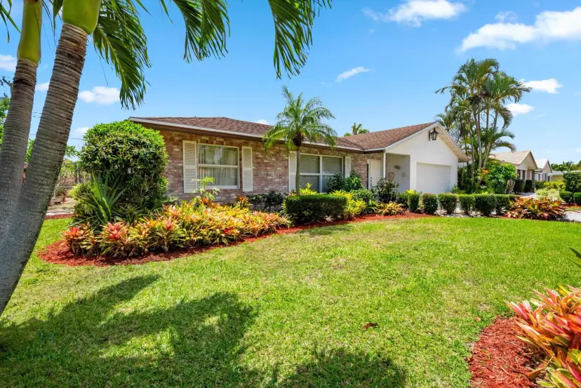 Picture of 1330 SW 27Th Place, Boynton Beach FL 33426