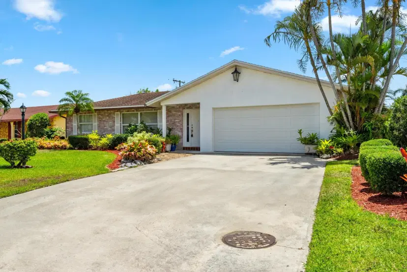 Picture of 1330 SW 27Th Place, Boynton Beach FL 33426