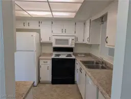 Picture of 1630 S Fountainhead Rd, Fort Myers, FL 33919