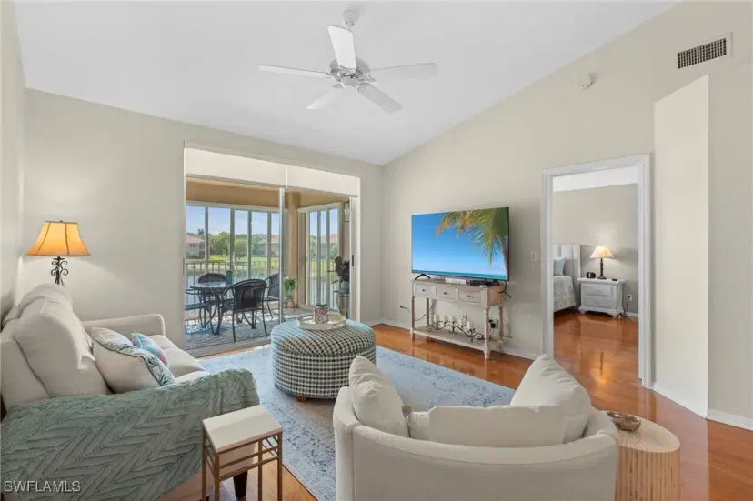 Picture of 6660 Huntington Lakes Cir 204, Naples FL 34119