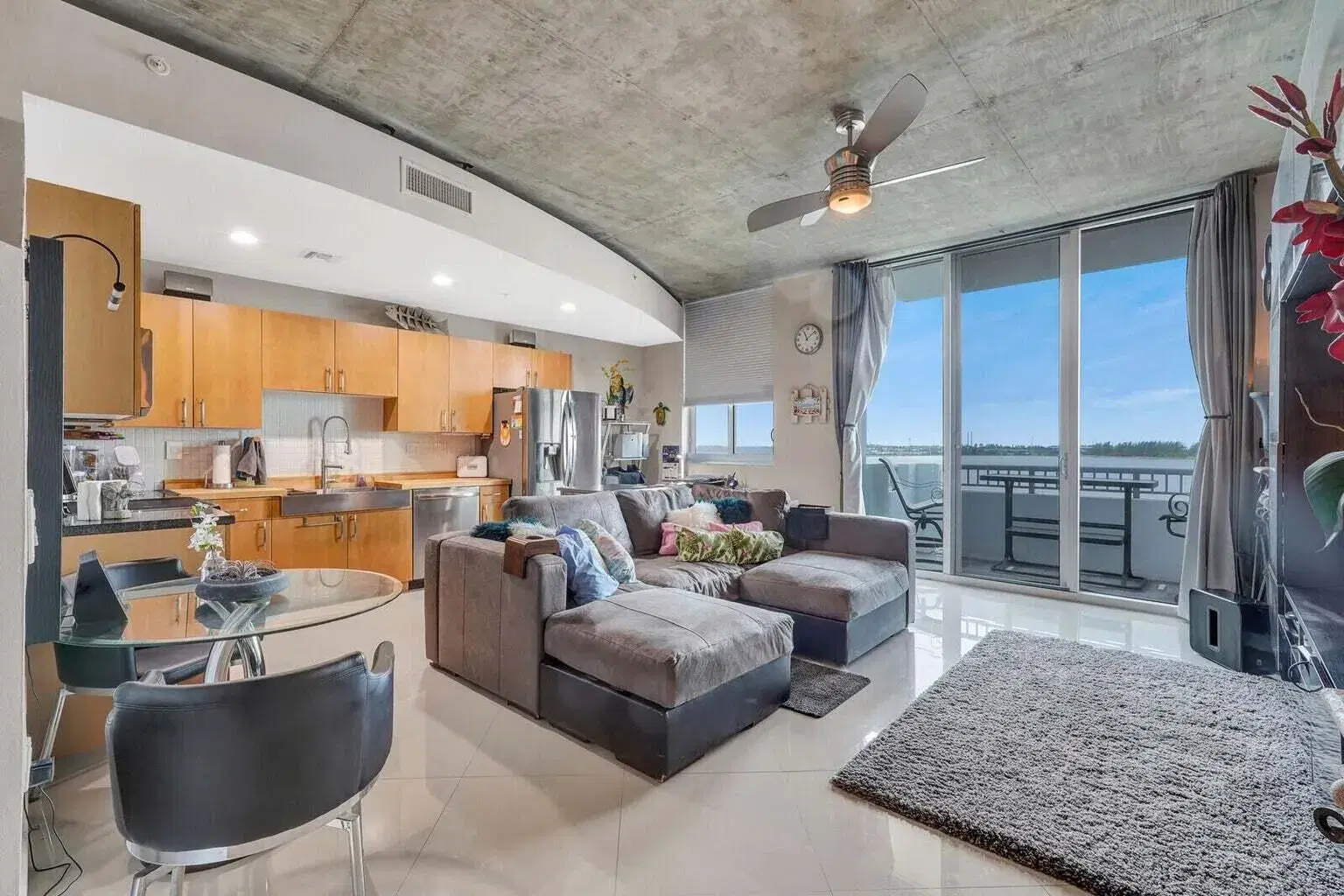 Picture of 300 S Australian Avenue 409, West Palm Beach, FL 33401