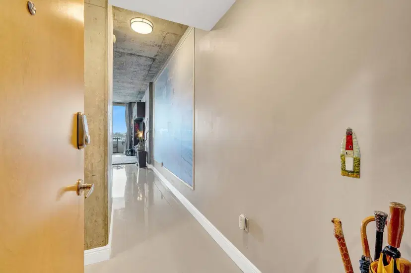 Picture of 300 S Australian Avenue 409, West Palm Beach, FL 33401