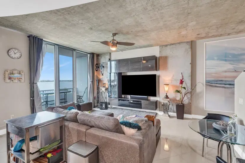 Picture of 300 S Australian Avenue 409, West Palm Beach, FL 33401
