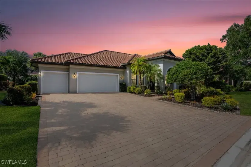 Picture of 12519 Fairmont Dr, Fort Myers FL 33913