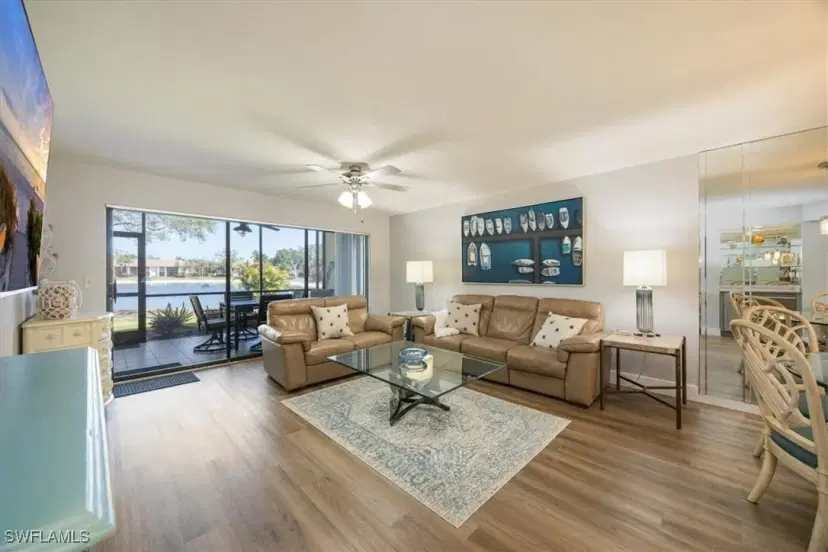 Picture of 527 Lake Louise Cir 101, Naples, FL 34110