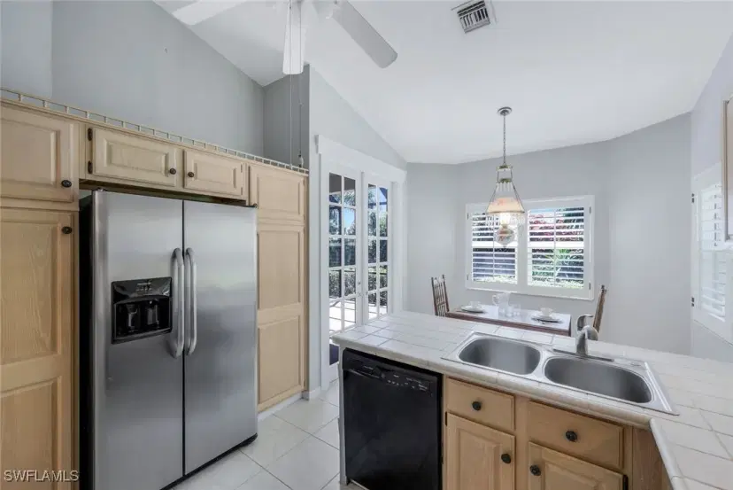 Picture of 27181 Kindlewood Ln, Bonita Springs FL 34134