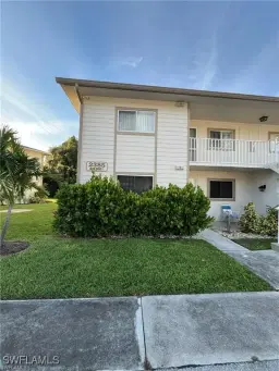 Picture of 2385 Naples Trace Cir 1, Naples, FL 34109
