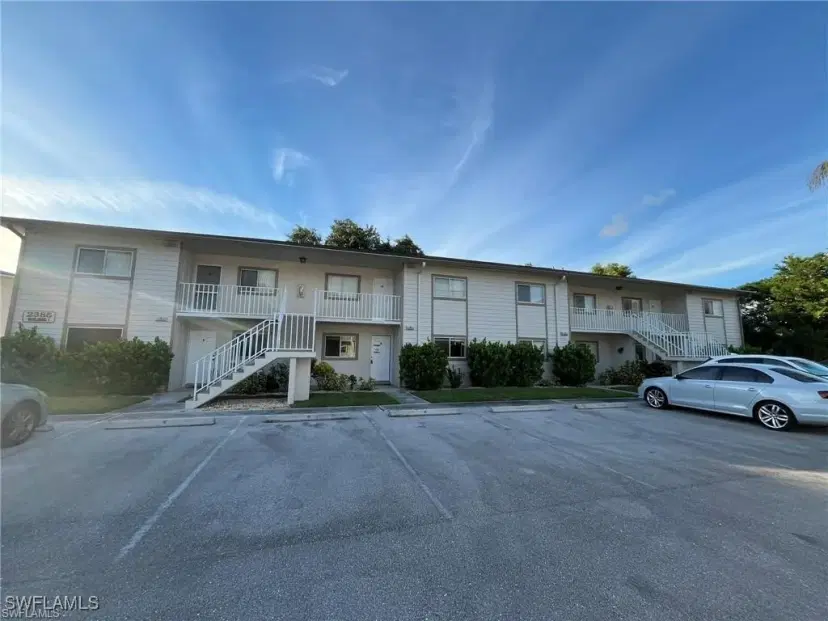 Picture of 2385 Naples Trace Cir 1, Naples FL 34109